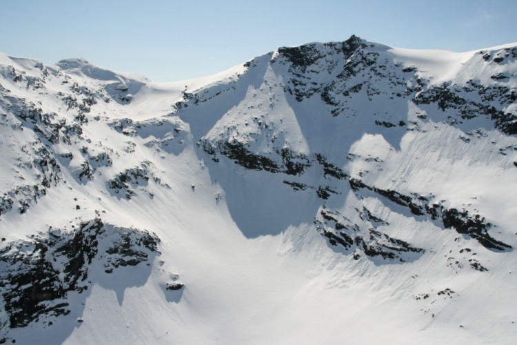 Voitasriita från luften. Heliski Riksgränsen 15 maj 2009. Foto: Andreas Bengtsson